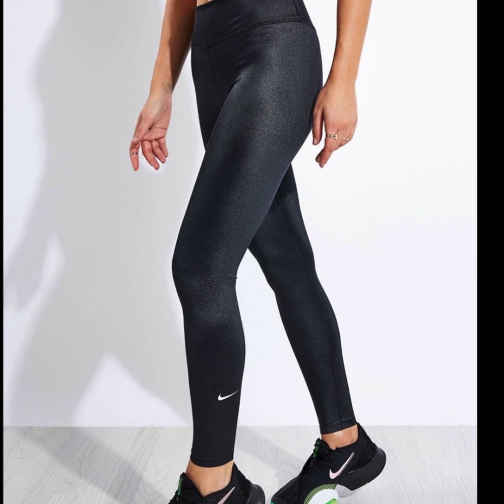 Nike Women's Metallic Shine Leggings
